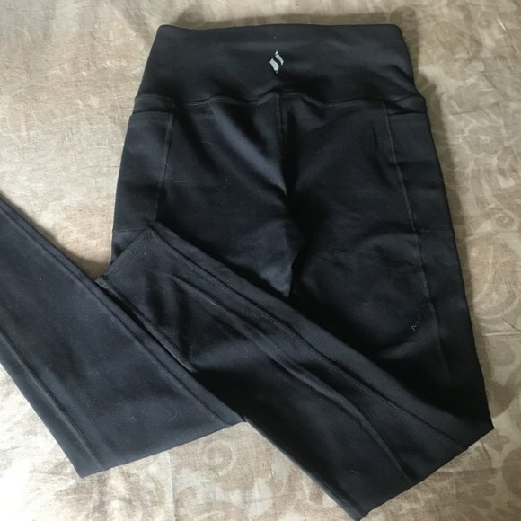 OFFLINE By Aerie Real Me Crossover Legging - Picture 1 of 3